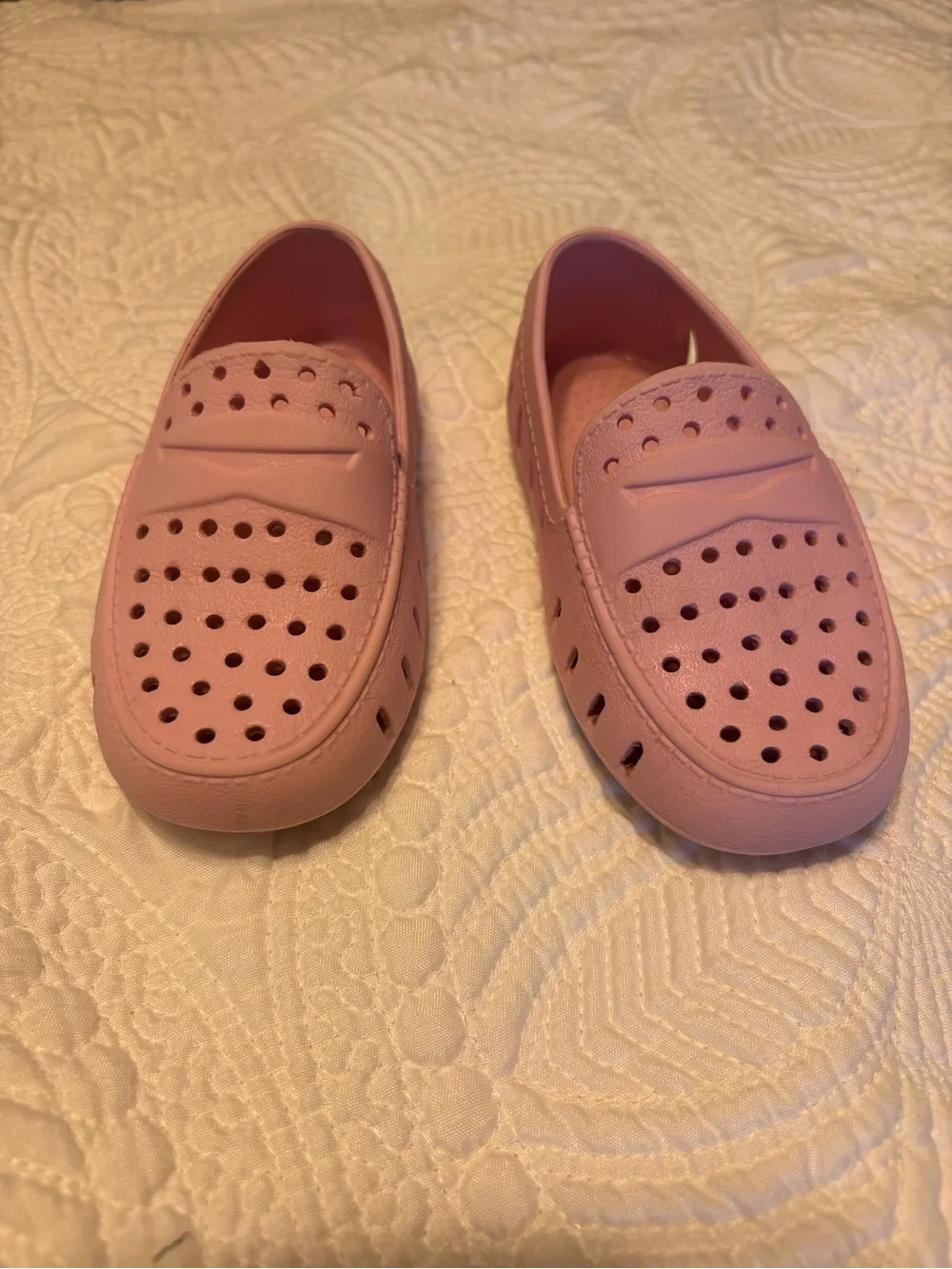 Floafers Toddler Size 7 Pink Perforated Slip On Penny Loafers Lightweight Water